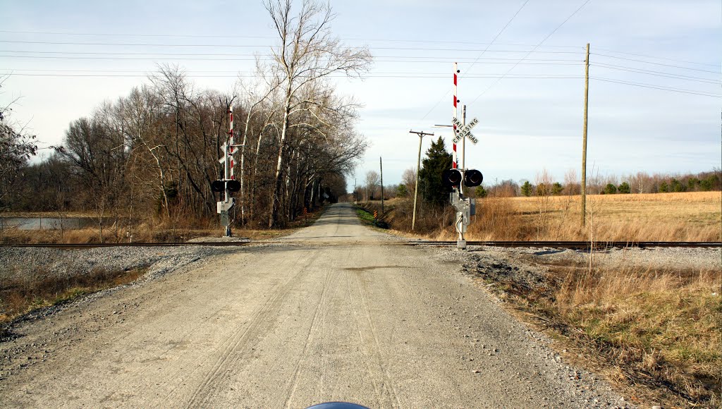 Rail Road Warning Devices...Near Corinth, Illinois......(1622394350) by 1622394350