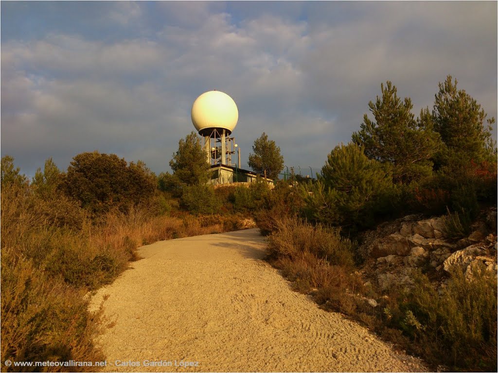 Radar del Puig d'Agulles by Carlos Gardón López