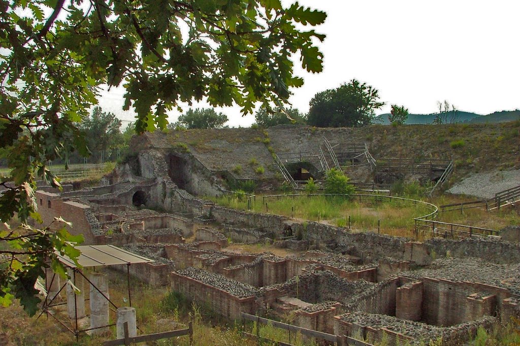 Teatro Romano di Calvi Antica by pietro.ricciardi