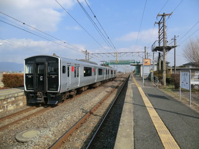 伊賀屋駅　佐賀方面のホームから by mentai