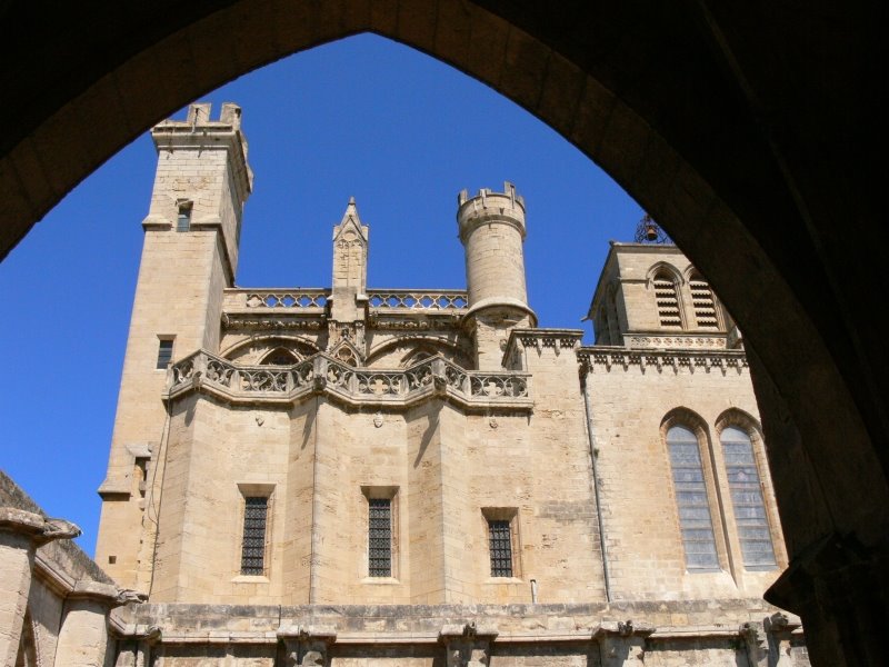 Beziers by Jose G. Pinho F.