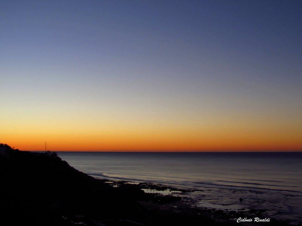 Nascer do sol outono - CPO - Praia da Oura - Albufeira - Portugal by CidonioRinaldi