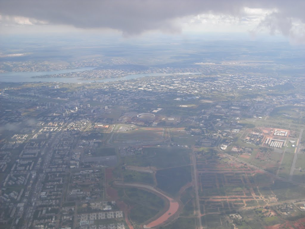 Vista Aérea do Plano Piloto - Destaque para a Obra do "Estádio Nacional" by Alexandre Barros#