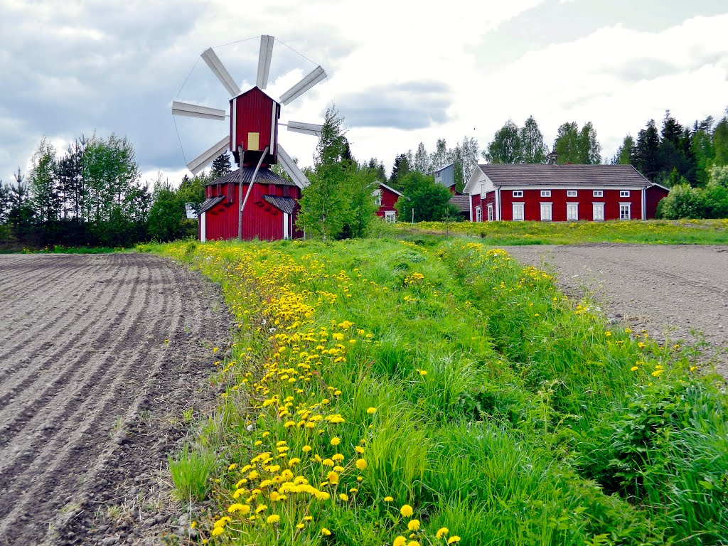 Windmill Aittomäki, Jalasjärvi Finland. by rai-rai