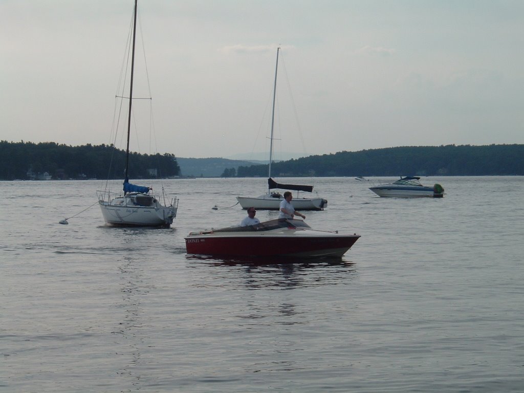 Lake Winnipesaukee Boating by NHRob