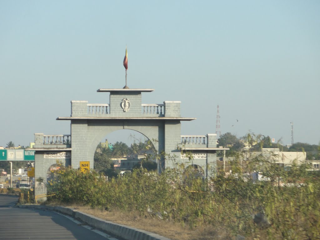 Chennai-Bangalore HWY by SANKARS