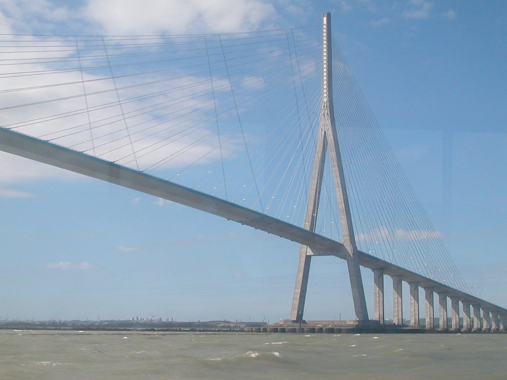 Pont de Normandie by annette Lacroix