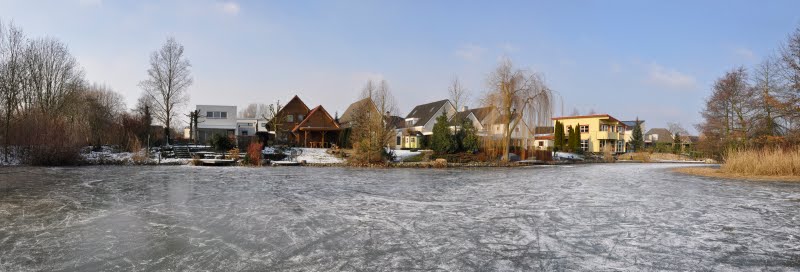 Winter panorama at the pond by Pixelator