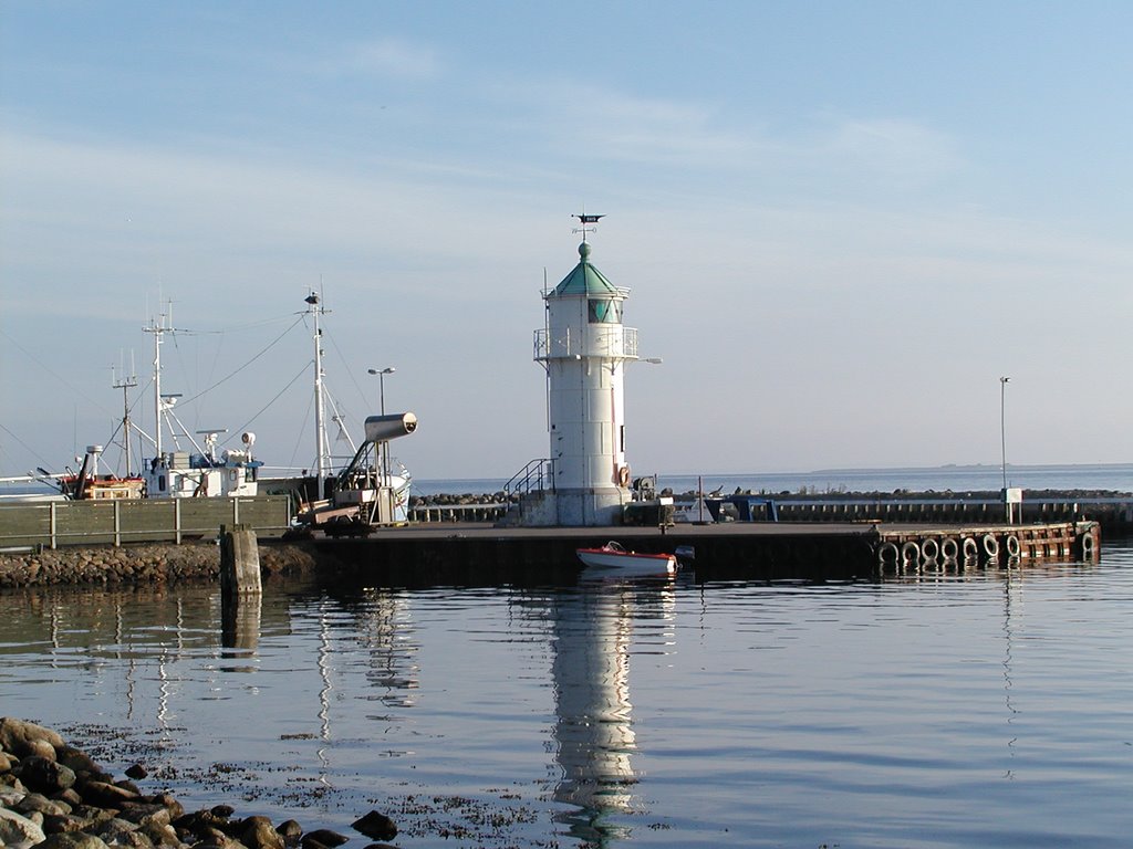 Lighthouse Arøsund by Bootz