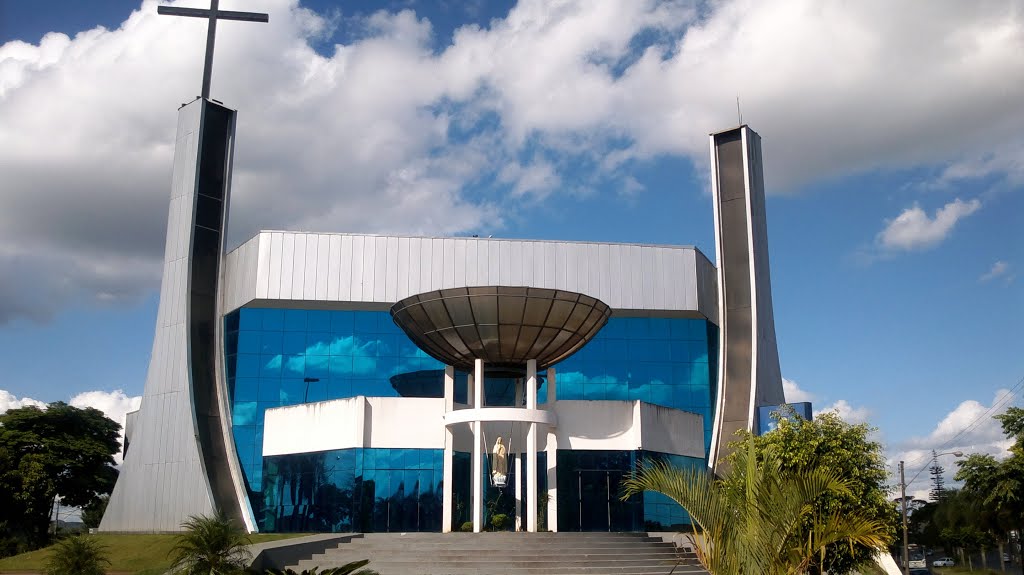 Igreja Matriz de Telêmaco Borba-PR. by Niv@s