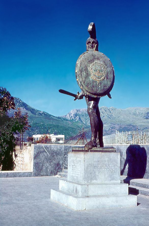 1975.10. - Spárta, the statue of the king Leonidas - Spárta, a Leonidász király szobra by Farsang Péter