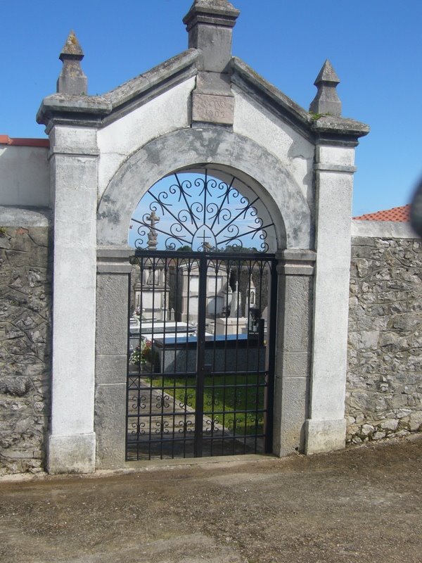 Cementerio de Puertas 2 by JGS