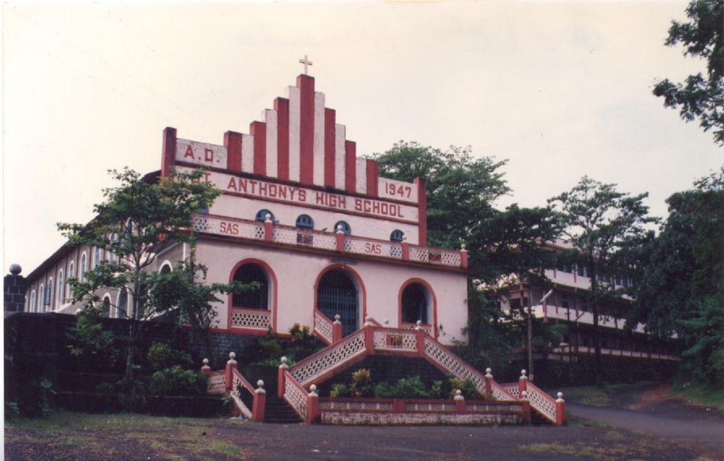 St. Anthony's High School, Monte de Guirim, Bardez, Goa, India by tonferns