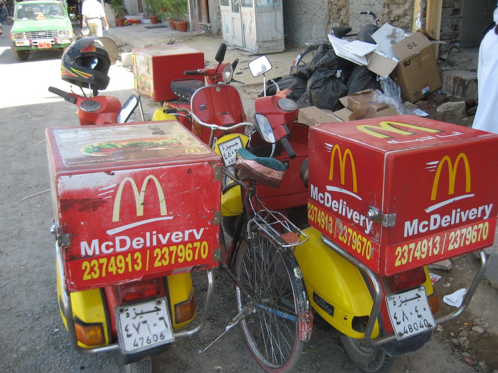 McDonalds in Luxor by Eefke-van-Pelt