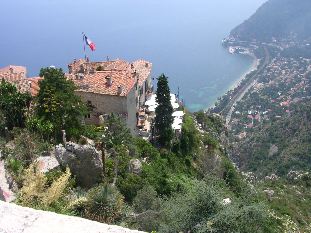 Eze by Andreyn