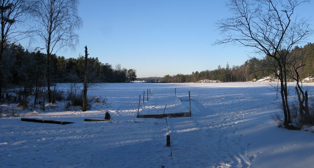 Lake Surtesjön, Vättlefjäll, Göteborg, 2013 by Biketommy