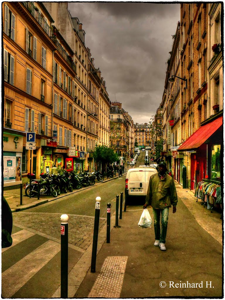 {©RH Mai2012} Rue Léon HDR by Reinhard H.