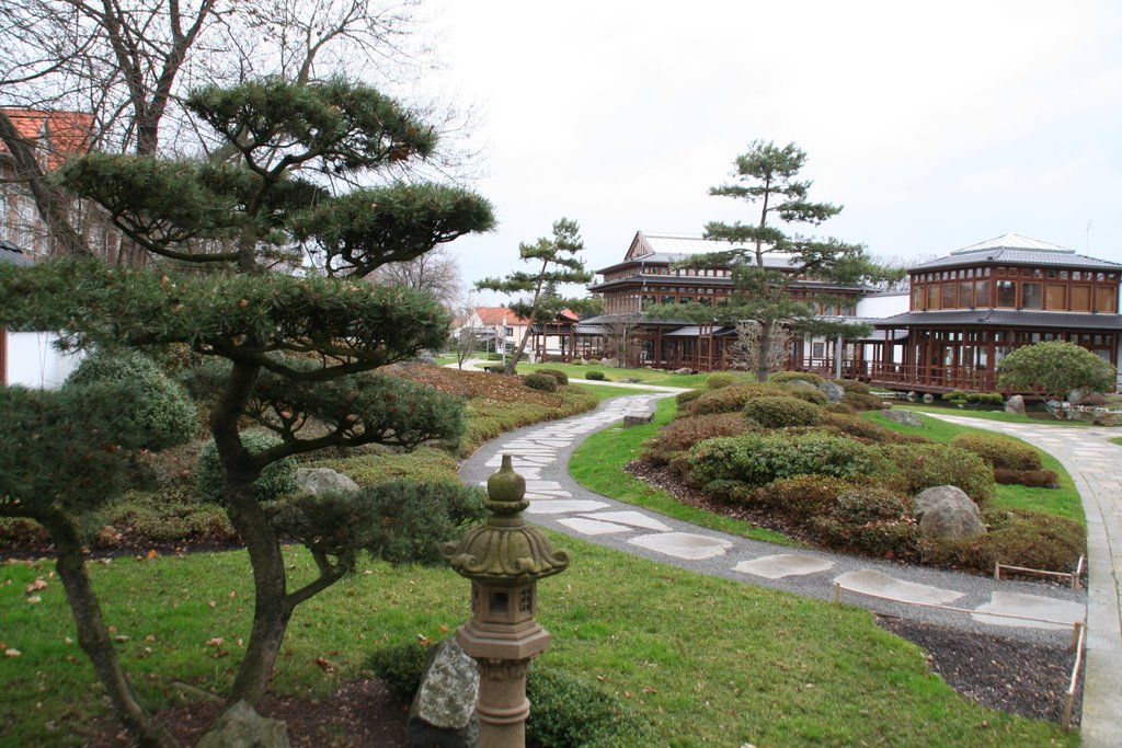 Japanischer Garten by falkgiese