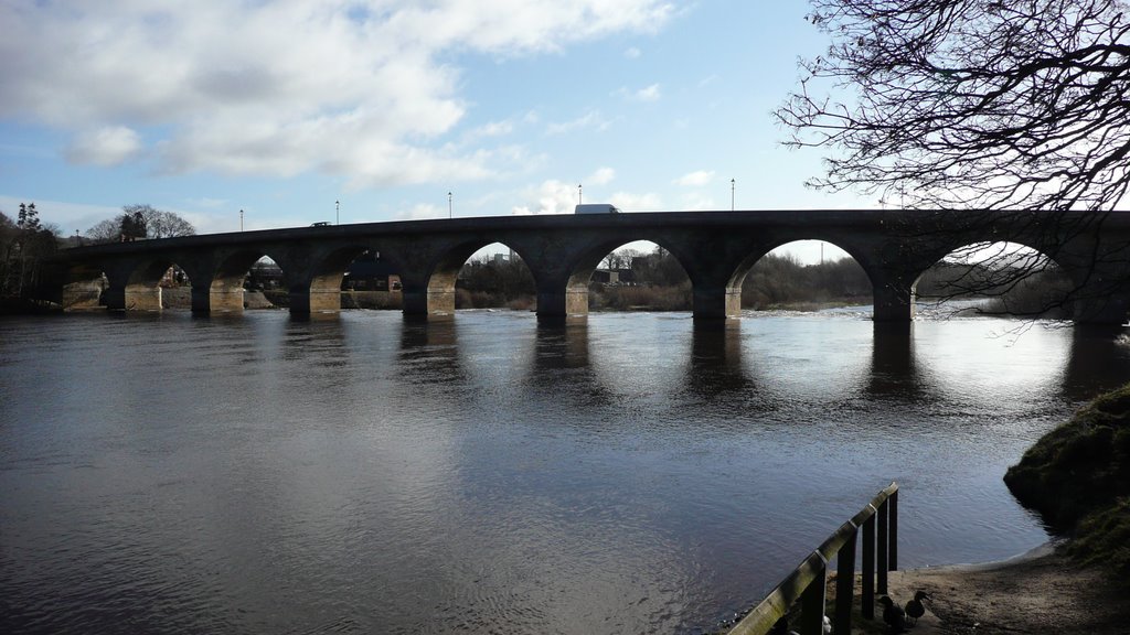 Bridge over the Tyne at Hexham by MHCharlton