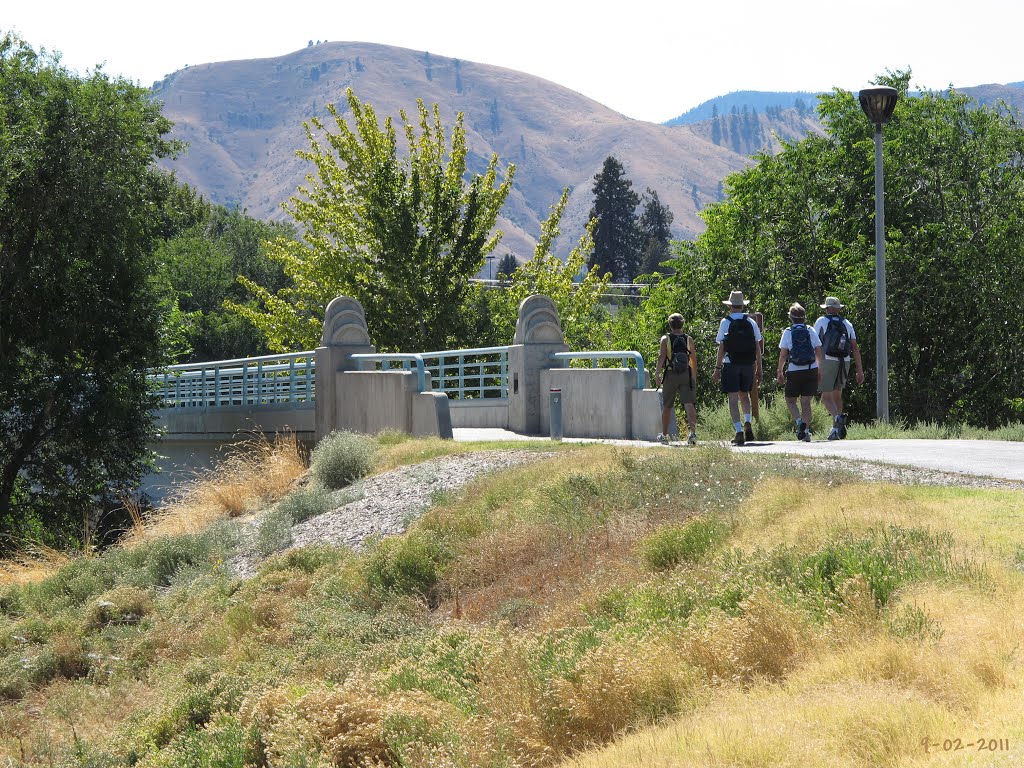 Loop Trail by rhall