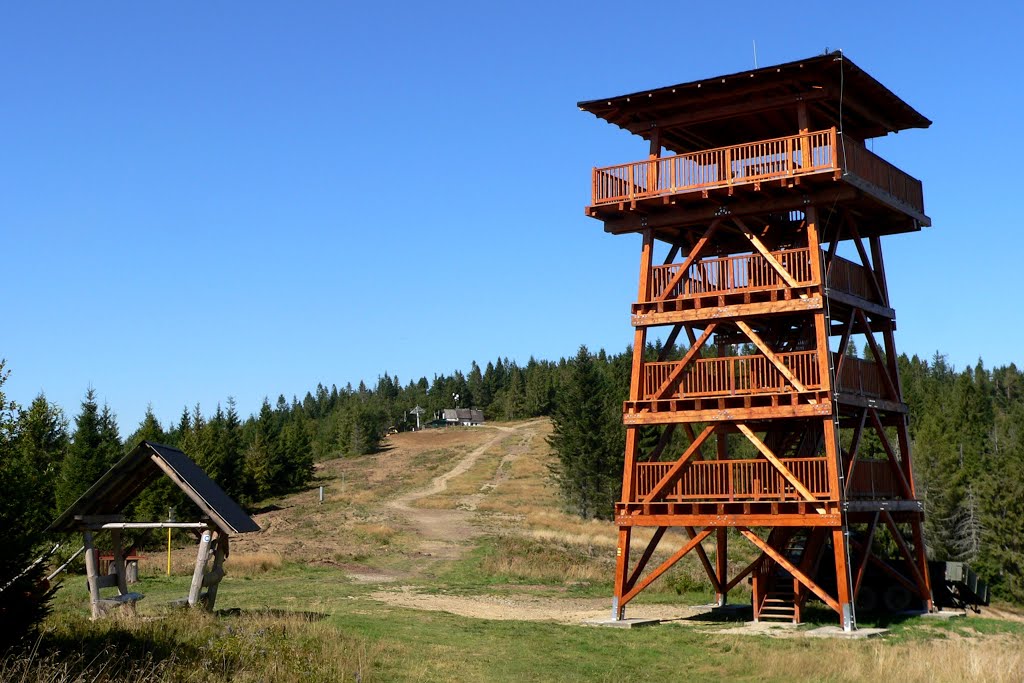 Vyhliadková veža nad Bachledovou dolinou. by František Šandor