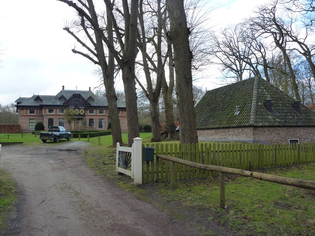 Voorm. boerderij Elswout en aardappelkelder , (r) by Mart61