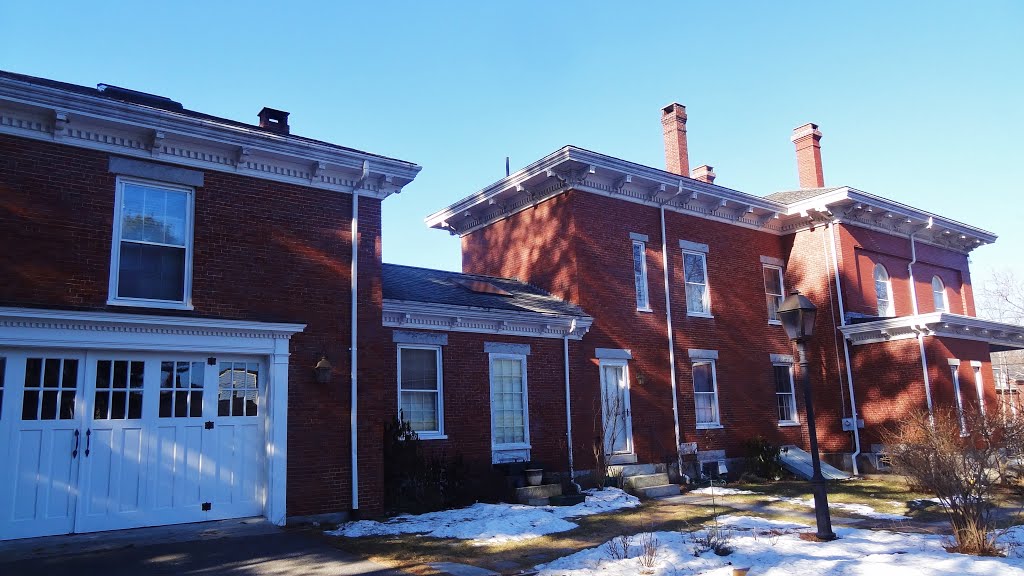 1857 George W. McManus House, 11 Lincoln St., Brunswick, Maine by Taoab