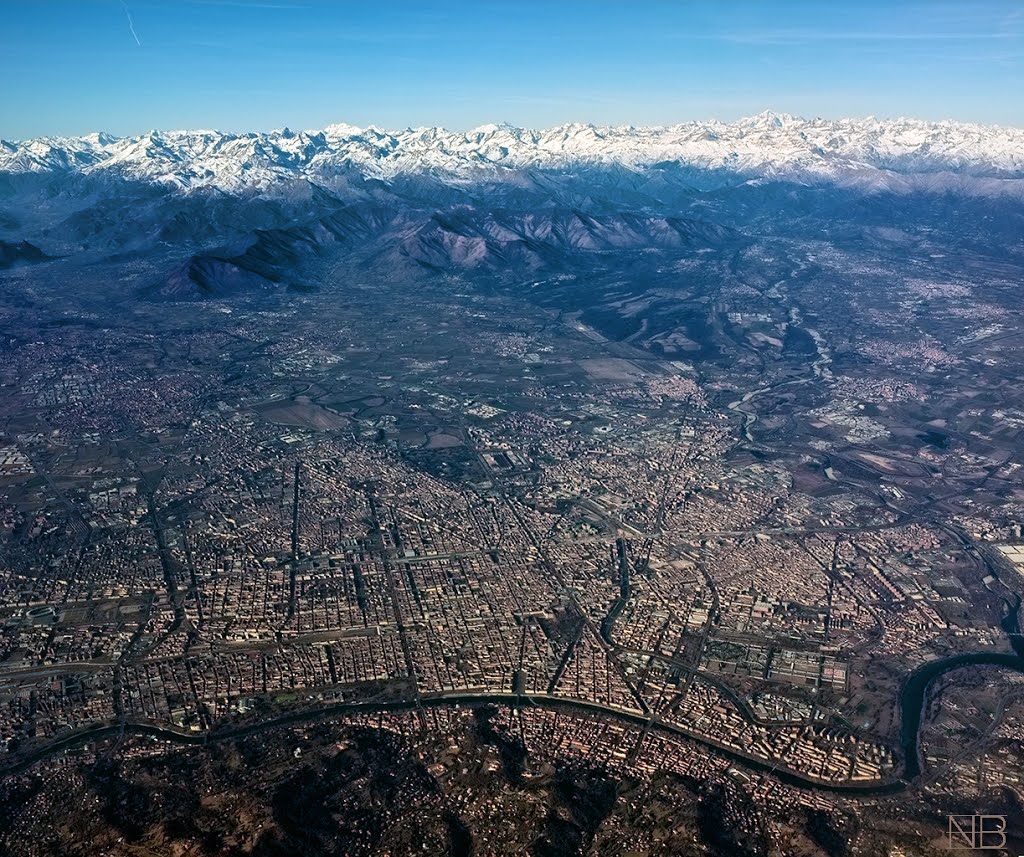 Torino from the air by Nickbert