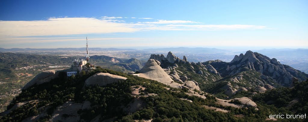 Des del cim de Sant Jeroni mirant cap al Barcelonès by enric brunet