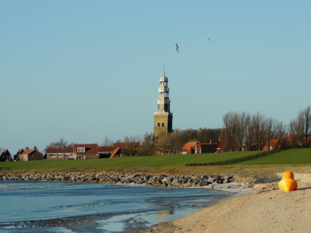 Het water, de dijk en de stad. Hindelopen (BB) by Bayke de Vries