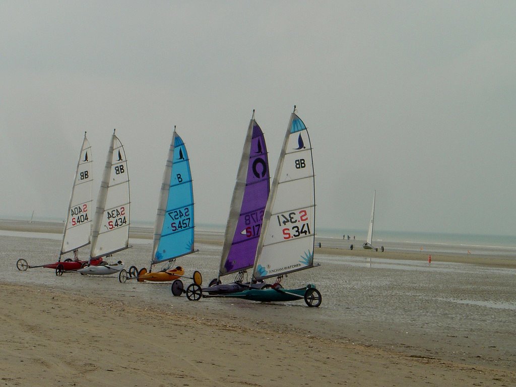 Sailing-cars on the beach by Lecleire Jacques