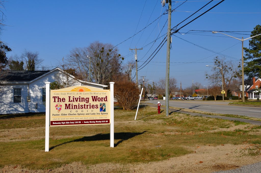 VIRGINIA: NEWPORT NEWS: The Living Word Ministries COGIC, 28 Harpersville Road road sign by Douglas W. Reynolds, Jr.