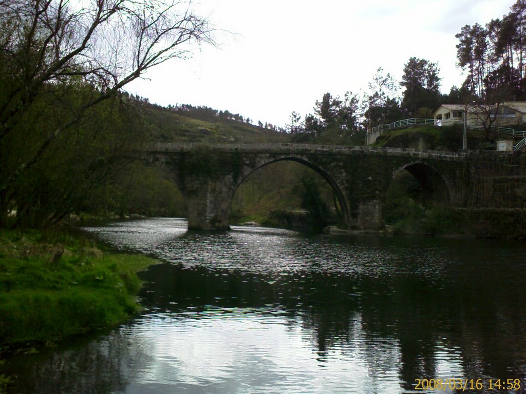 Roman Bridge by Dário Baptista