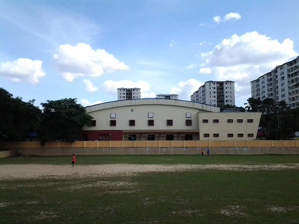 KOMPLEKS SUKAN DBKL by mohd salim yunus