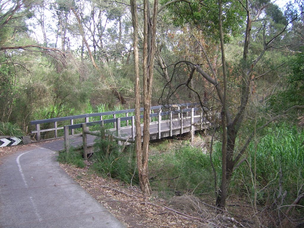 Bridge, Dandenong Creek Walking Trail by VICPhotoSurvey