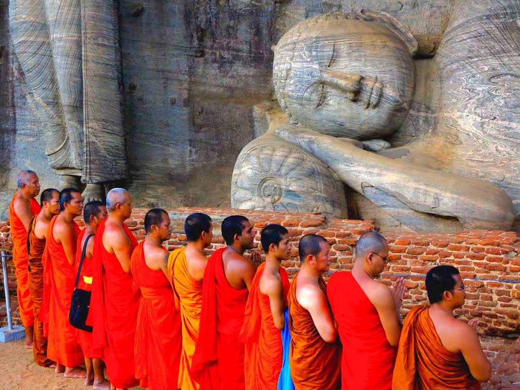 Praying Monks_Gal Vihara_HW by Heinz Weber