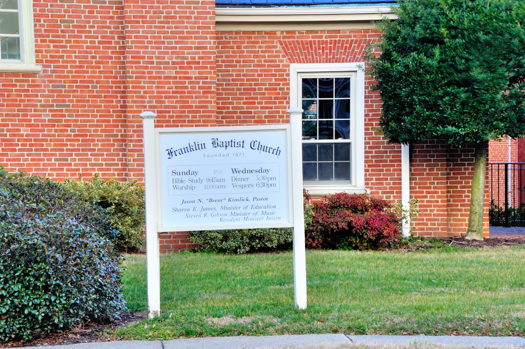 VIRGINIA: FRANKLIN: Franklin Baptist Church, 208 North High Street road sign by Douglas W. Reynolds, Jr.