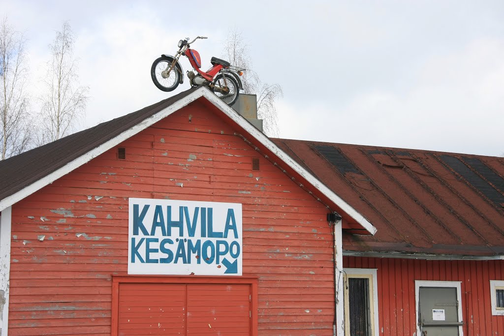 Finland, Jokimäki. Cafe Kesämopo by Ilkka T. Korhonen