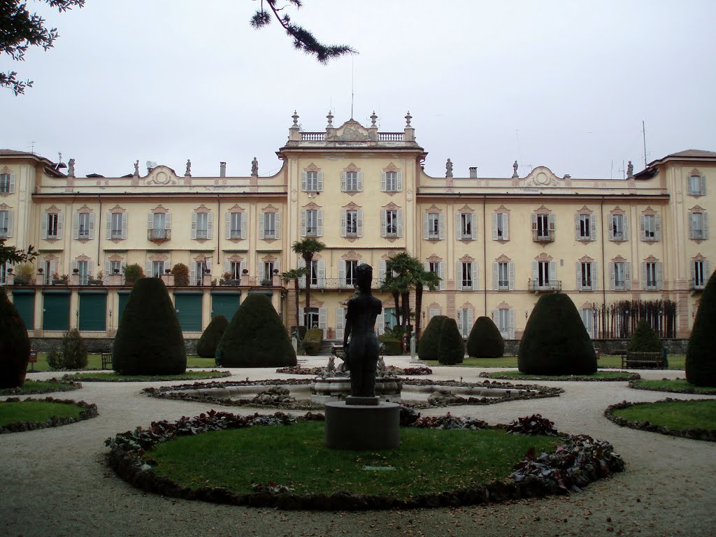 Villa Recalcati Varese by burrianaispra