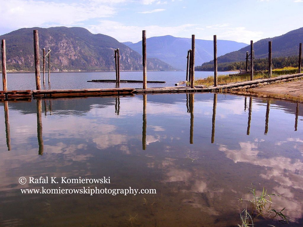 Public Marina in Fauquier, BC by Rafal K. Komierowski