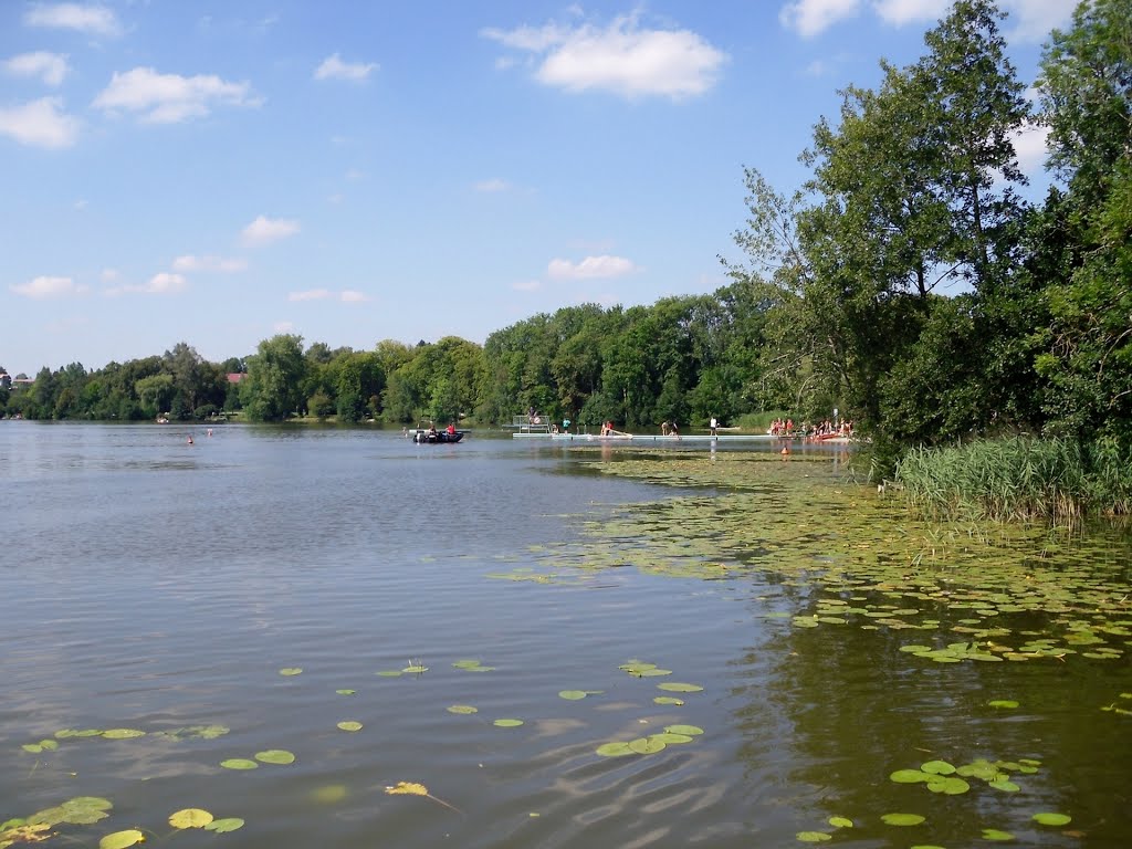 Strand- und Freibad / Bad Waldsee, Oberschwaben, Baden-Württemberg by Dachsbracke