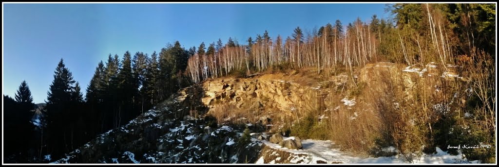 MILOŠOVÁ - Lom Padyšák,kamenné gule /stone ball of Megoňky/ by < JOKO >