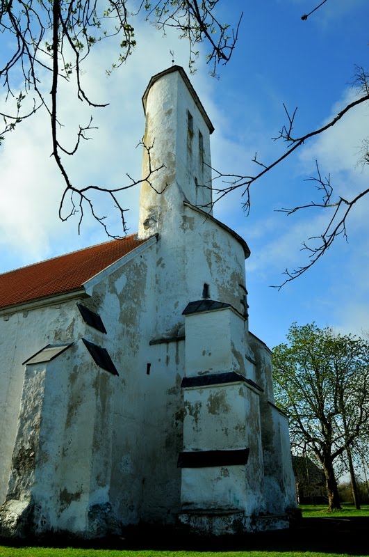 Harju-Risti church. (Harju-Risti Püha Risti kirik) by Marek Pedask