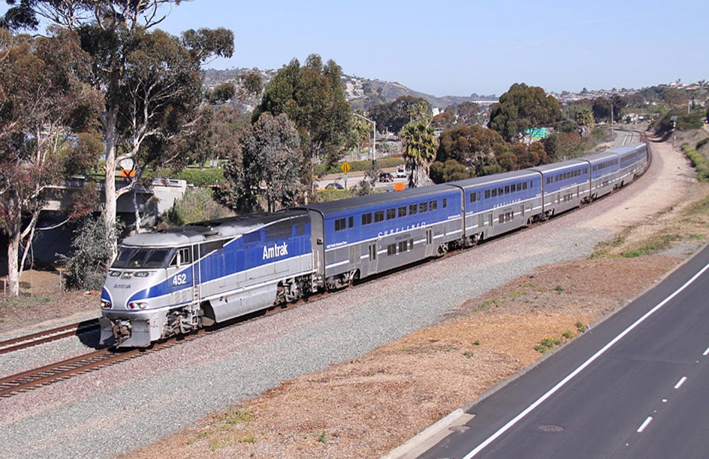 Amtrak at Clairmont Dr by Randy Murphy