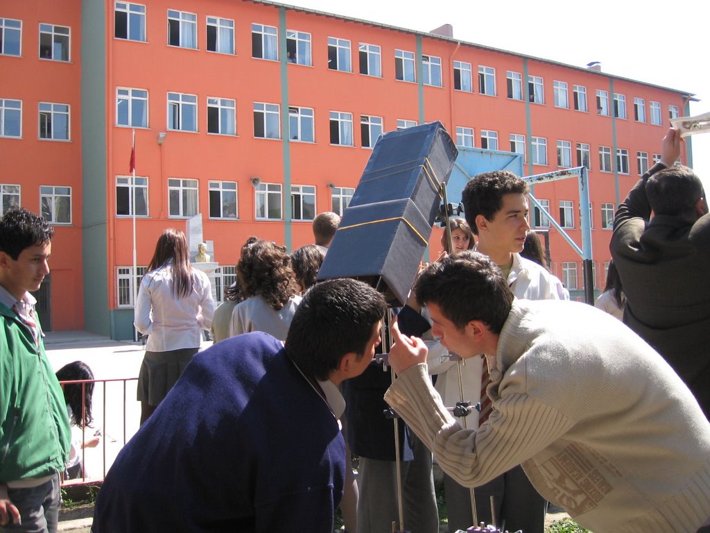 Tekirdağ Tuğlacılar Lisesi Bahçesinden Güneş Tutulması 2006. by basyazgan