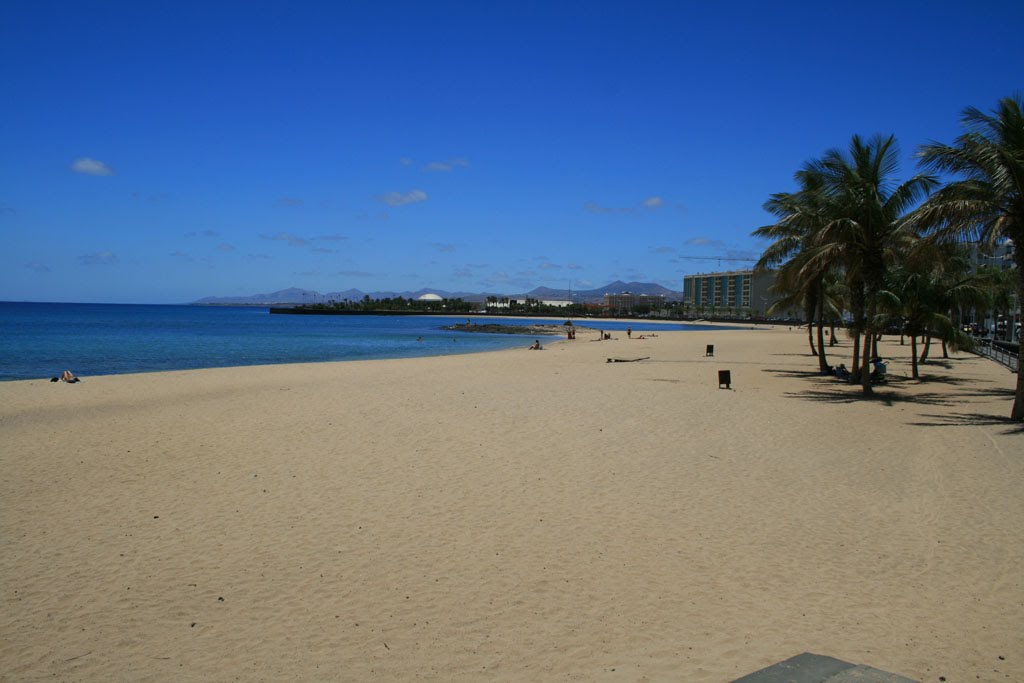 Lanzarote, Strand von Arrecife by Markus Kriesten