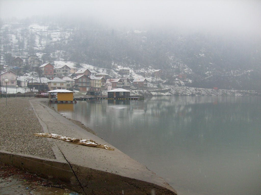 Divic Zvornik Lake during Winter time by Adnan Kapidzic