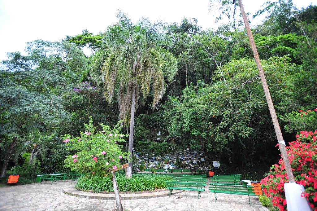 Parque das Águas, Gruta Nossa Senhora dos Remédios,São Lourenço - 33 by sgtrangel