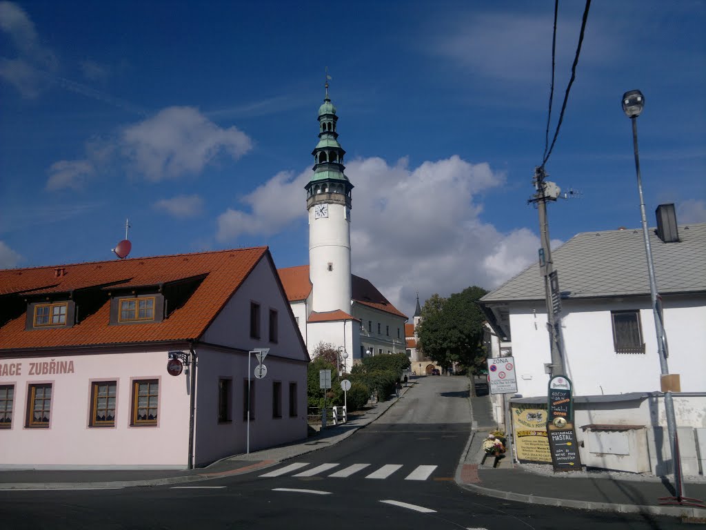 Domažlice, Chodský hrad, křižovatlka Havlíčkova a Chodská by 83hilts