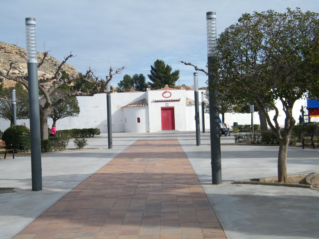 ALCAÑIZ (TERUEL) A LA PLAZA DE TOROS by JOSE LUIS OROÑEZ